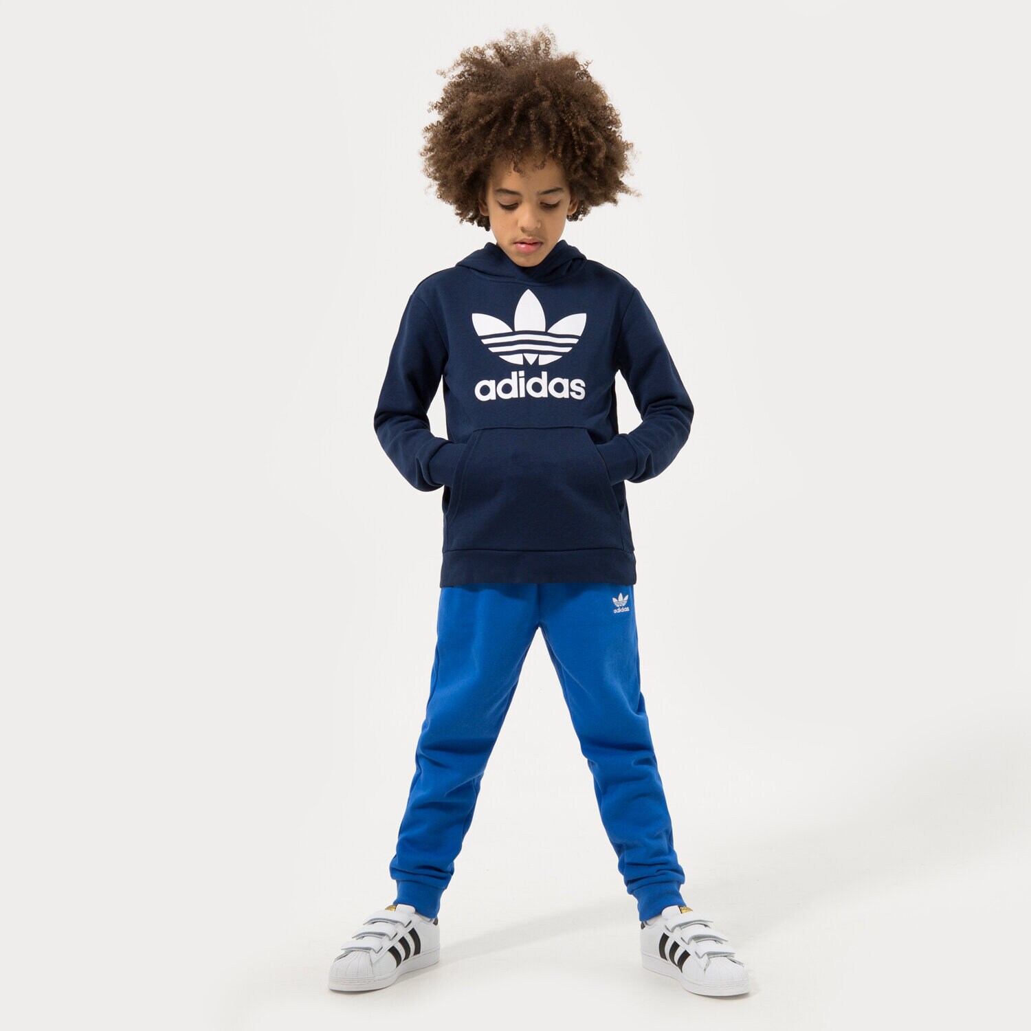 dětská mikina ADIDAS MIKINA S KAPUCÍ TREFOIL HOODIE BOY HK0272 ČERNÁ