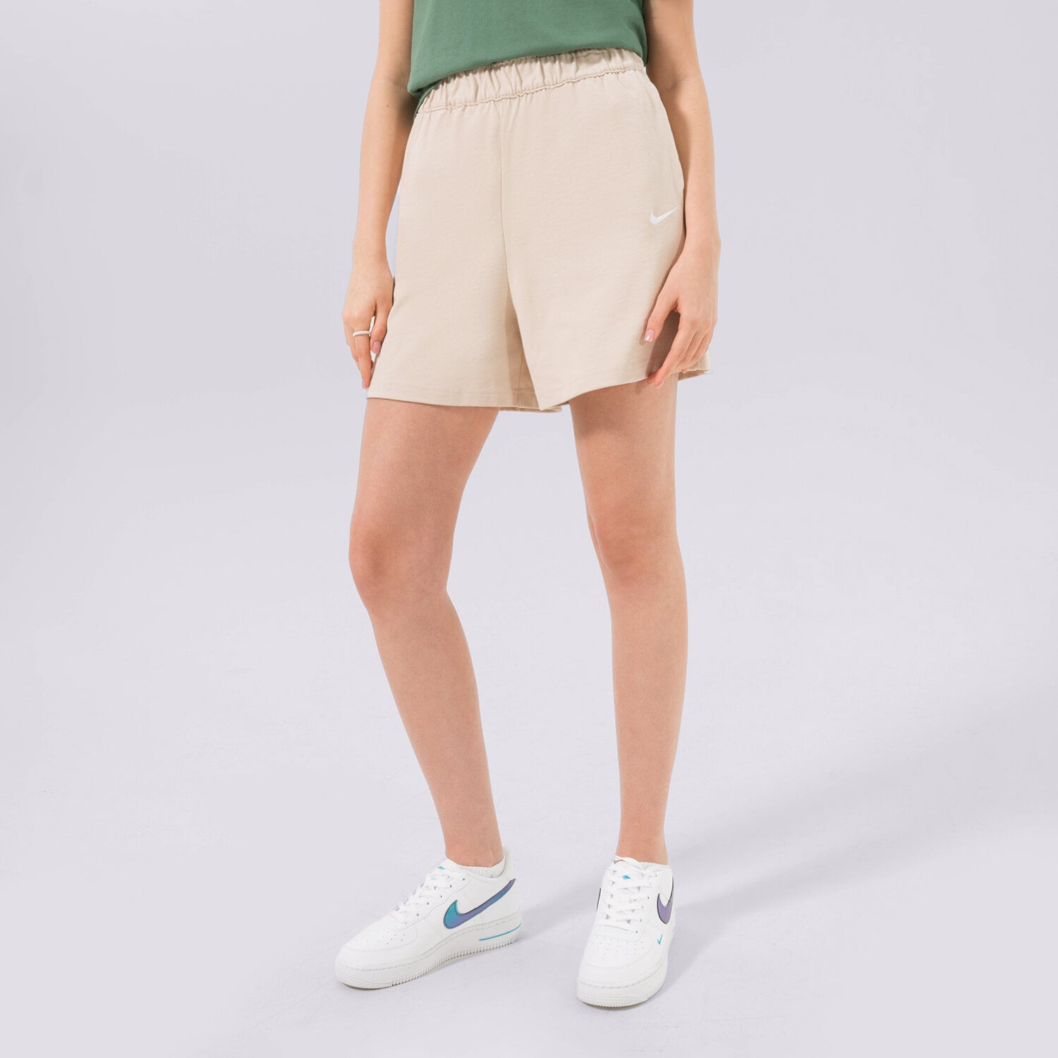 dámské kraťasy NIKE ŠORTKY DM6728-126 BÉŽOVÁ