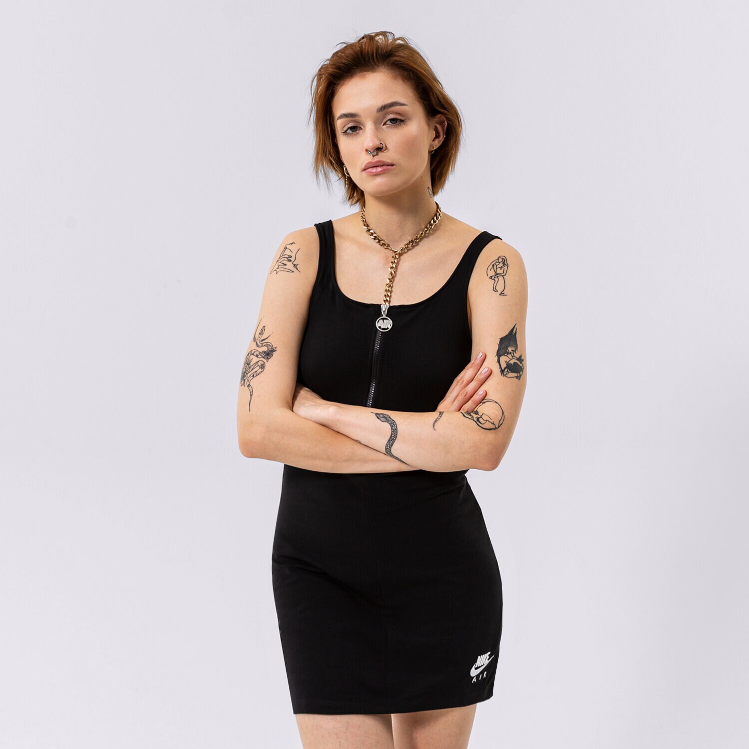 dámské šaty NIKE ŠATY DM6458-010 ČERNÁ