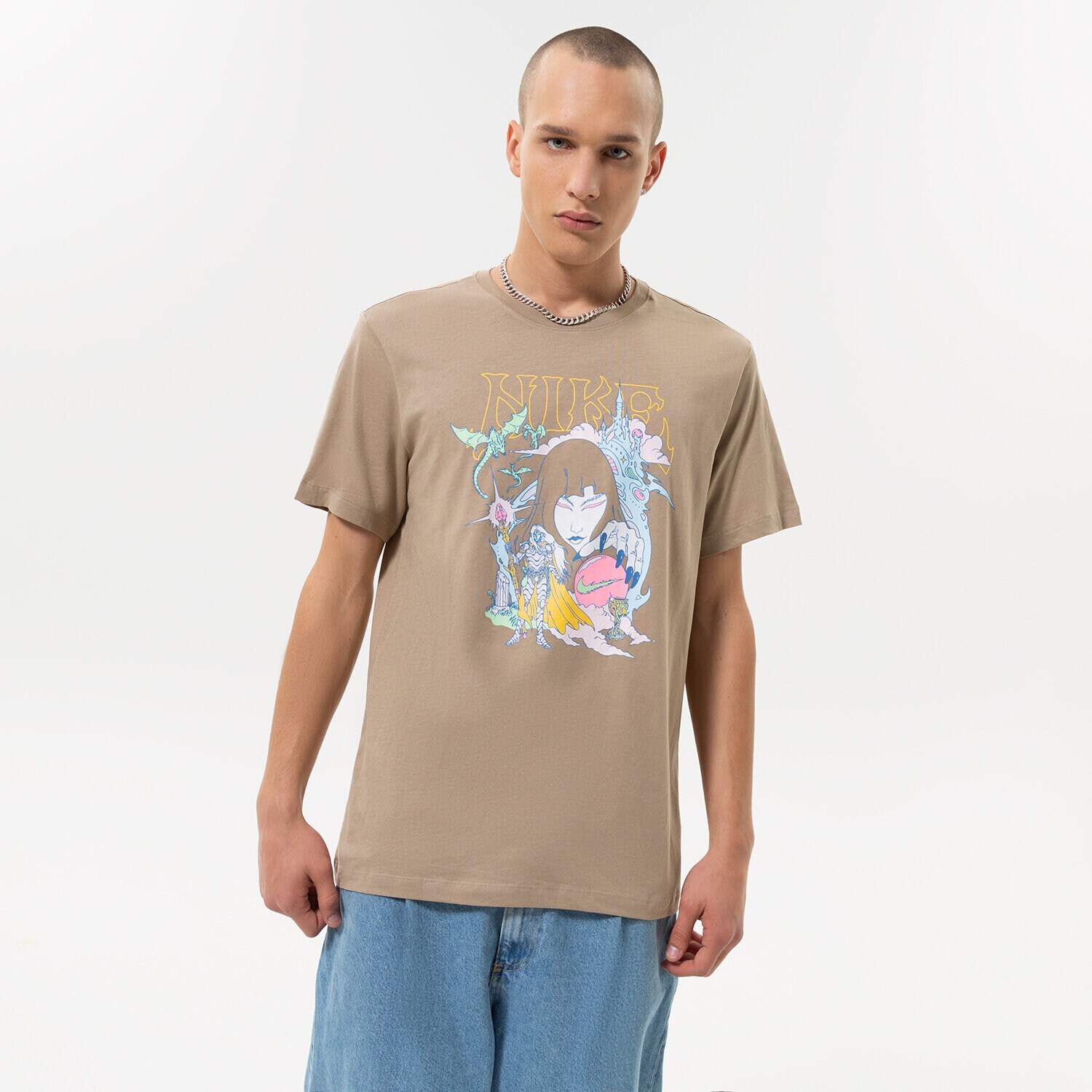 pánské tričko NIKE TRIČKO M NSW TEE FANTASY GRAPHIC DR7991247 HNĚDÁ