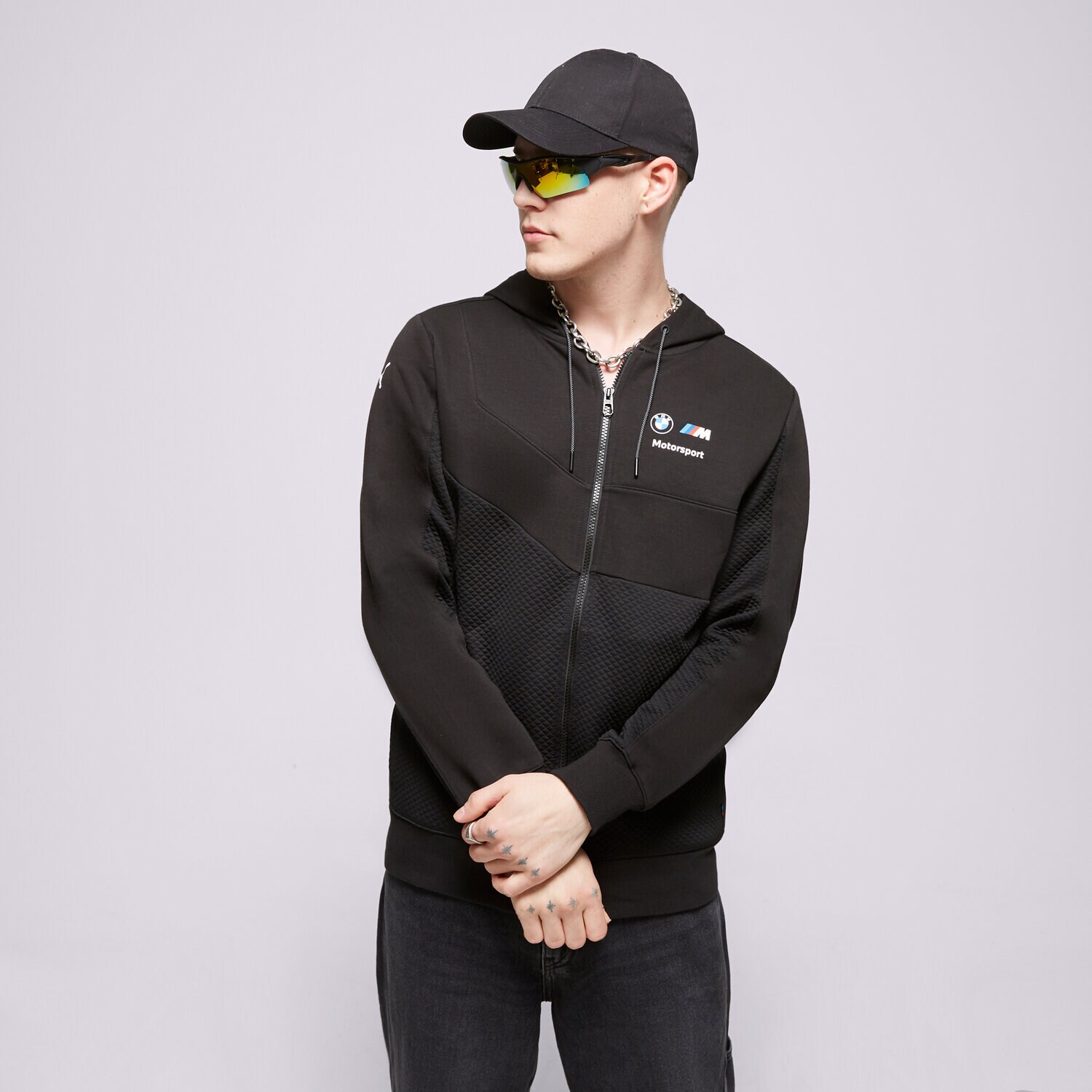 Přechodná bunda pánská (podzimní, jarní) PUMA BUNDA PŘECHODNÁ BMW MMS HDD SWEAT JACKET 535864-01 ČERNÁ
