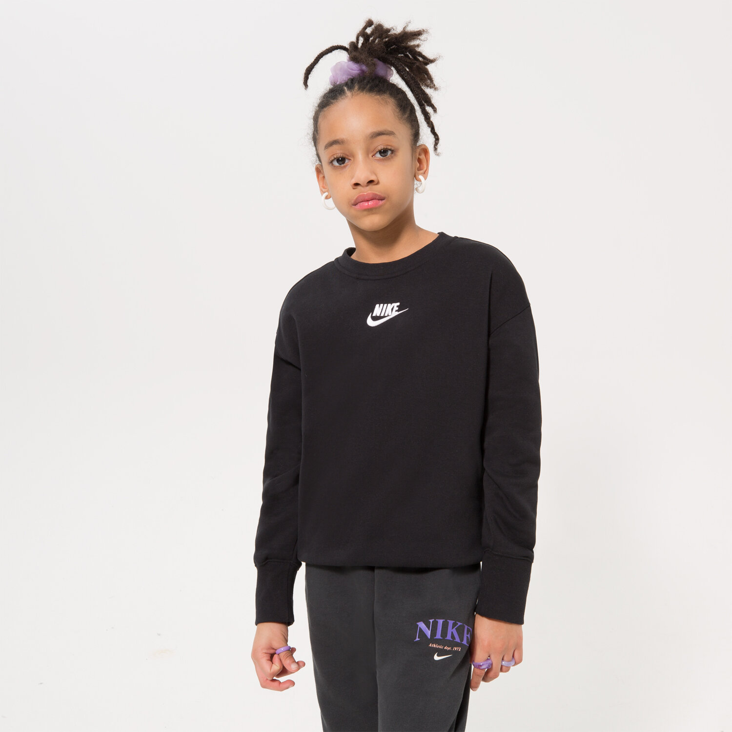dětská mikina NIKE MIKINA G NSW CLUB FLC BF CREW LBR GIRL DD7473-010 ČERNÁ