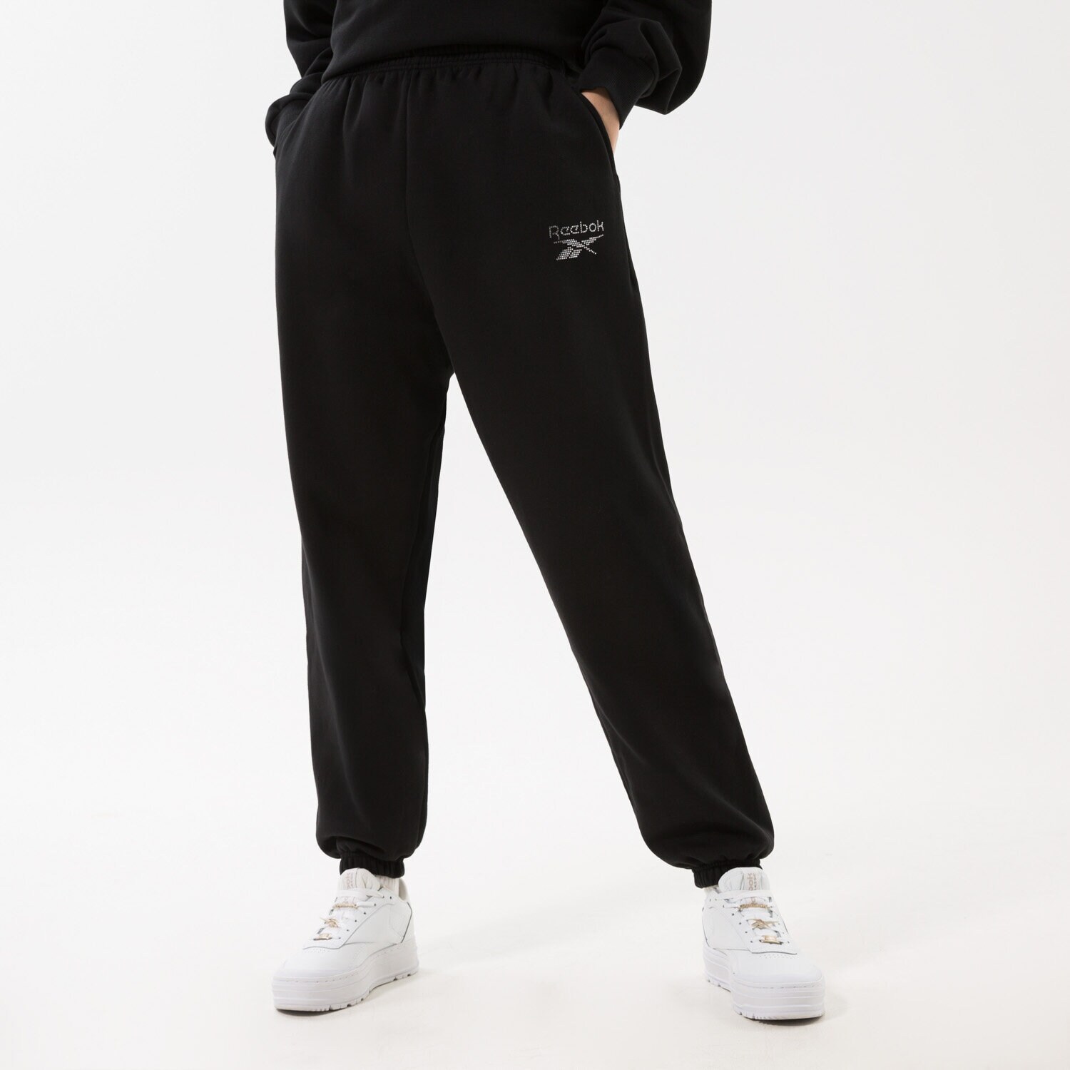 dámské kalhoty REEBOK KALHOTY  CLASSICS SPARKLE PANT BLACK IC3774 ČERNÁ