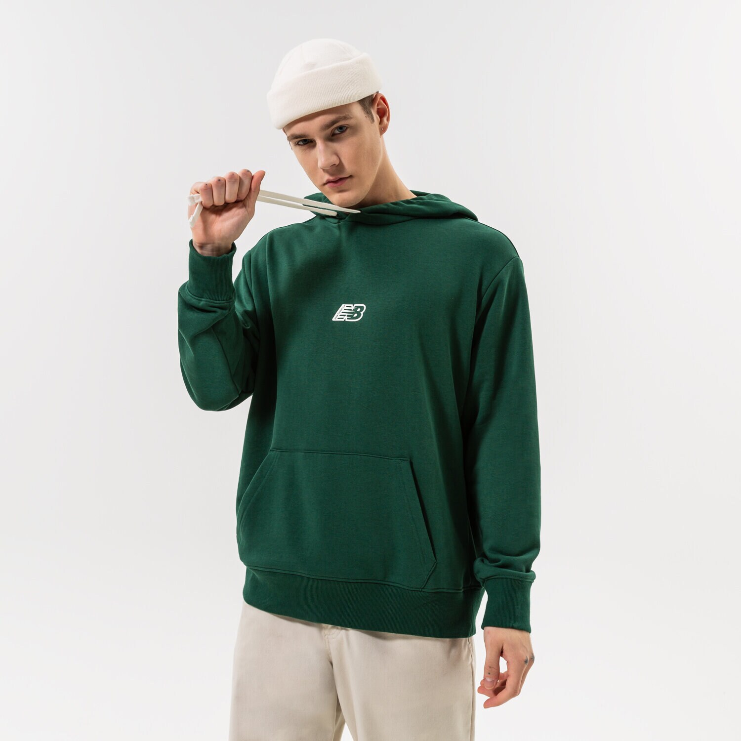 pánská mikina NEW BALANCE MIKINA S KAPUCÍ NB ESSENTIALS FLEECE MT23511NWG ZELENÁ