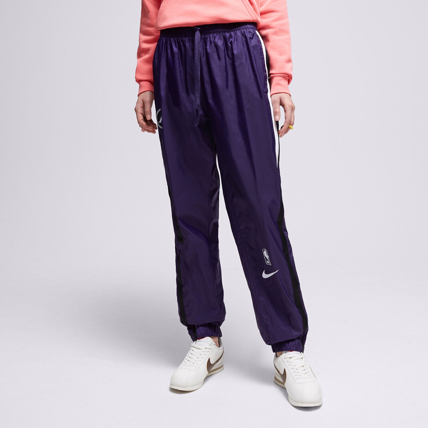 dámské kalhoty NIKE KALHOTY  LAL W NK TRKST PANT CTS CE NBA DN4734-535 TMAVOMODRÁ