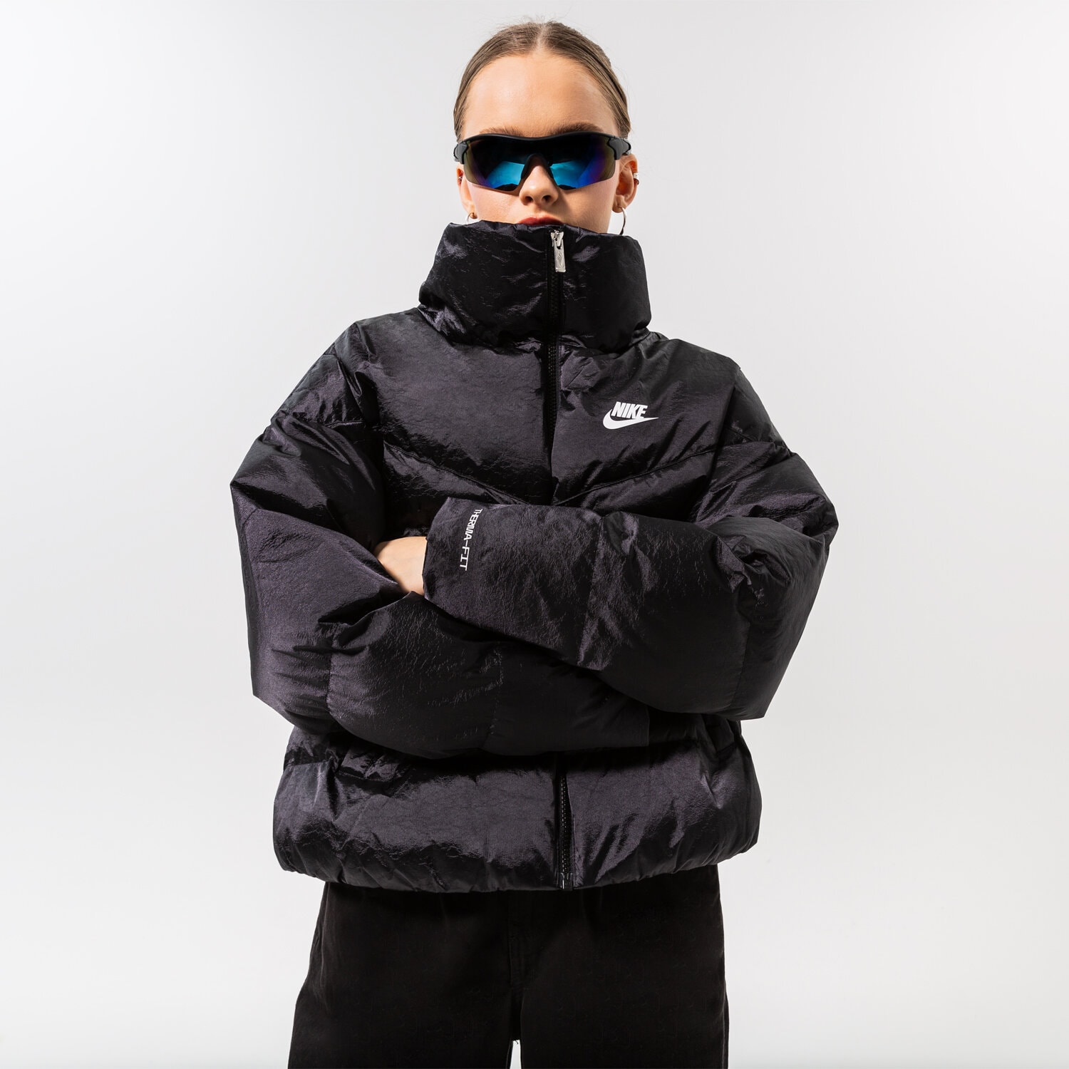 dámská zimní bunda NIKE BUNDA ZIMNÍ W NSW TF SYNFL CITY SHINE JKT DQ6888-010 ČERNÁ