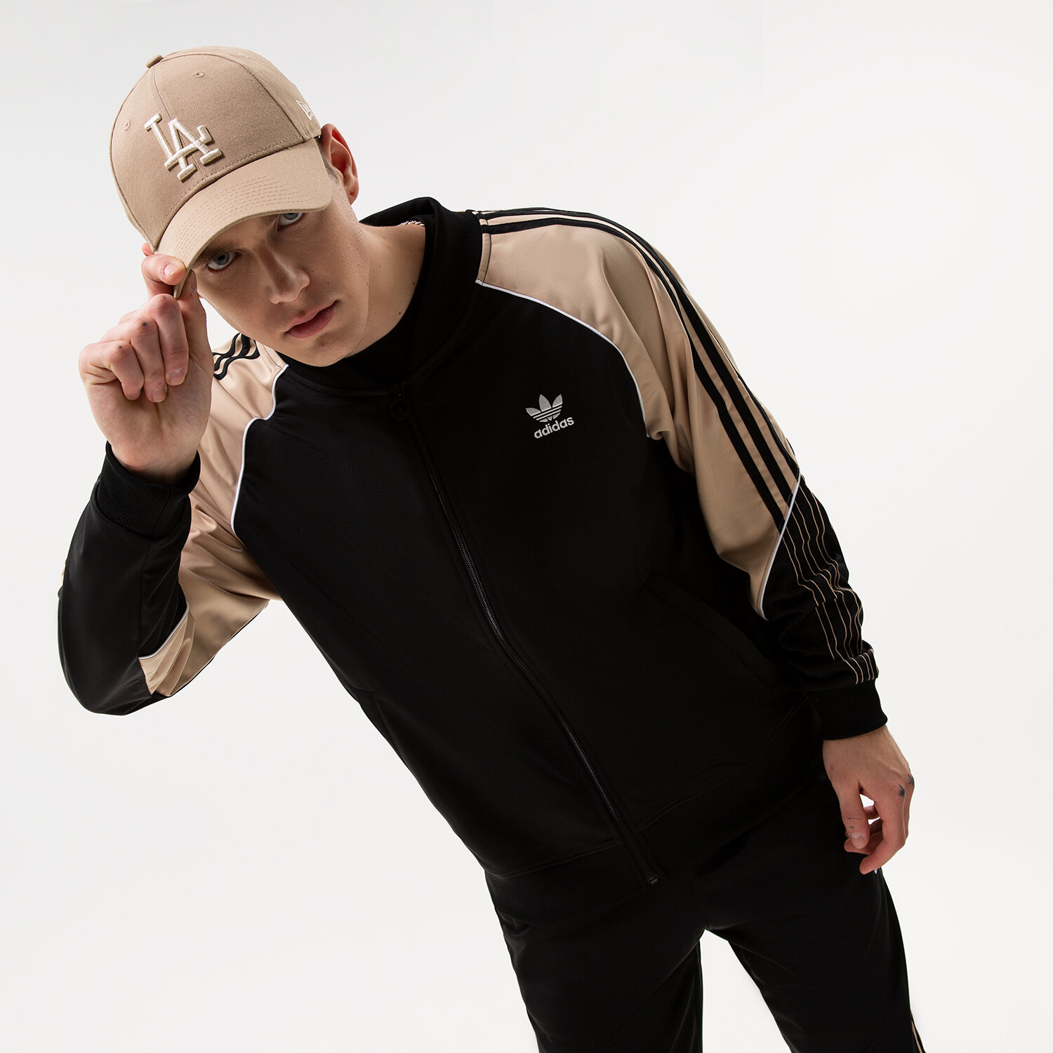 pánská mikina ADIDAS MIKINA ROZEPÍNACÍ TRICOT SST TT HI3000 ČERNÁ