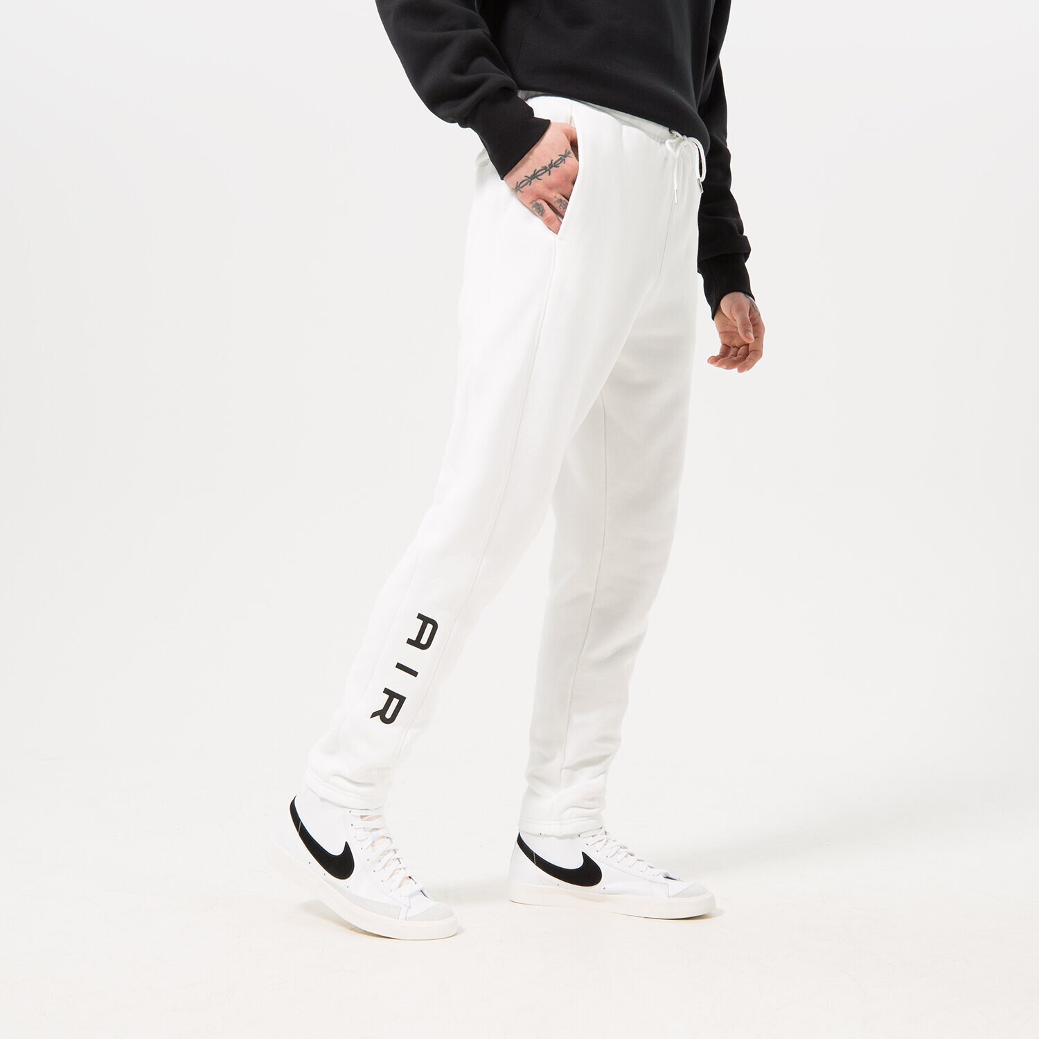 pánské kalhoty NIKE KALHOTY  M NSW AIR FT PANT DQ4202-100 BÍLÁ