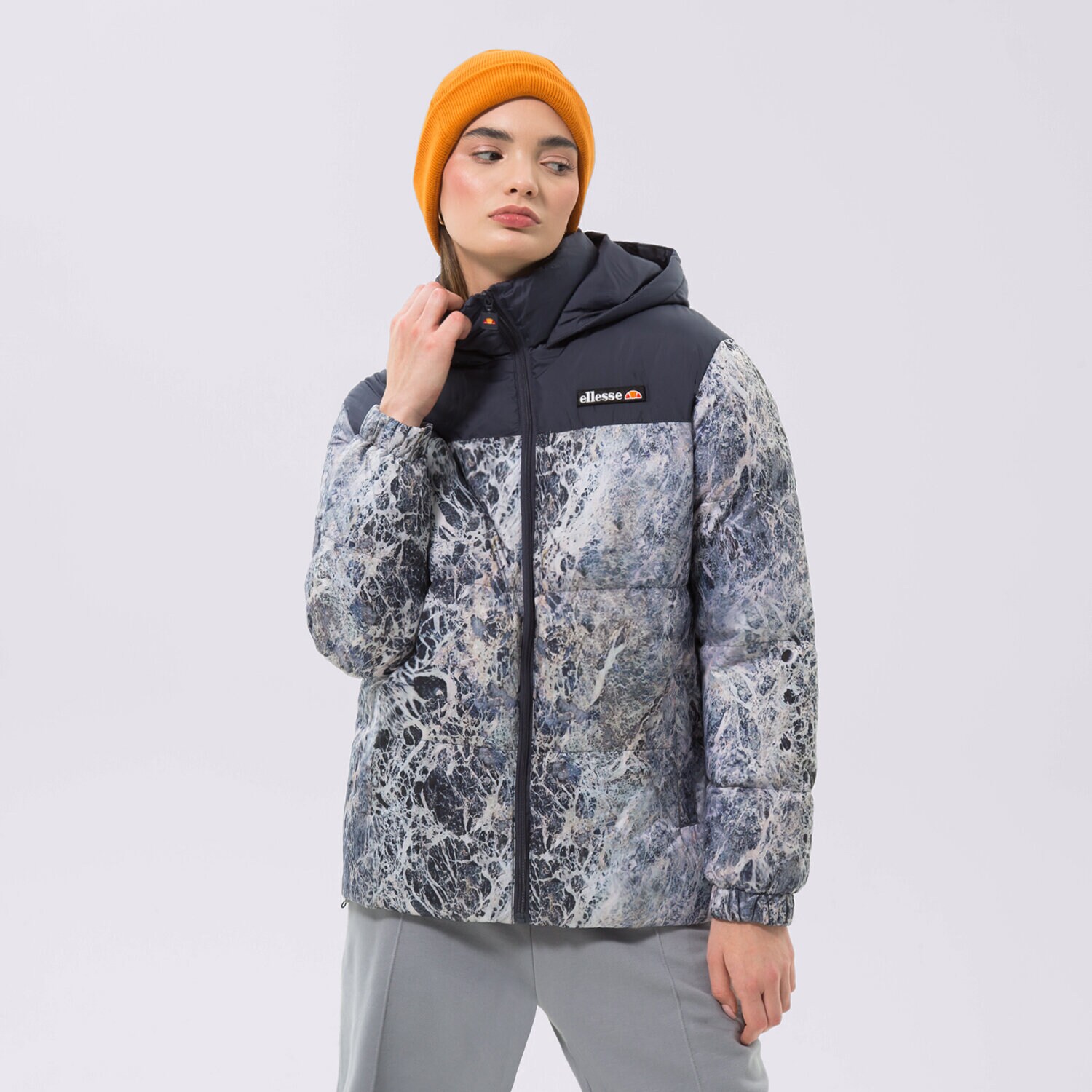 dámská zimní bunda ELLESSE BUNDA PÉŘOVÁ SENSO PADDED JACKET NAVY SGP15991429 TMAVOMODRÁ