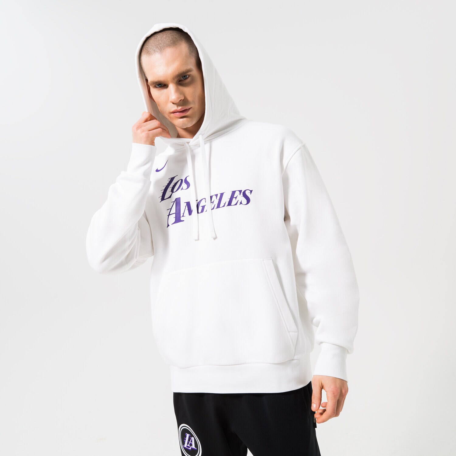 pánská mikina NIKE MIKINA S KAPUCÍ LAL M NK FLC PO ESS CE NBA DN4727-100 BÍLÁ