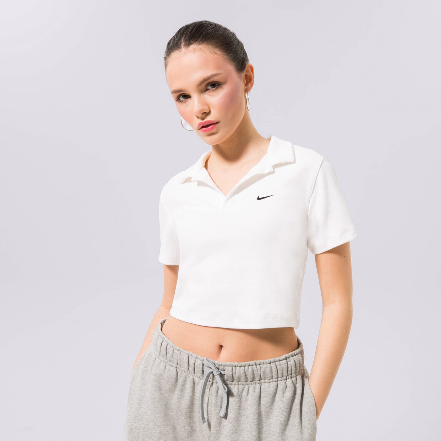 dámské polo tričko NIKE TRIČKO W NSW ESSNTL SS TRIČKO TOP DV7884-100 BÍLÁ