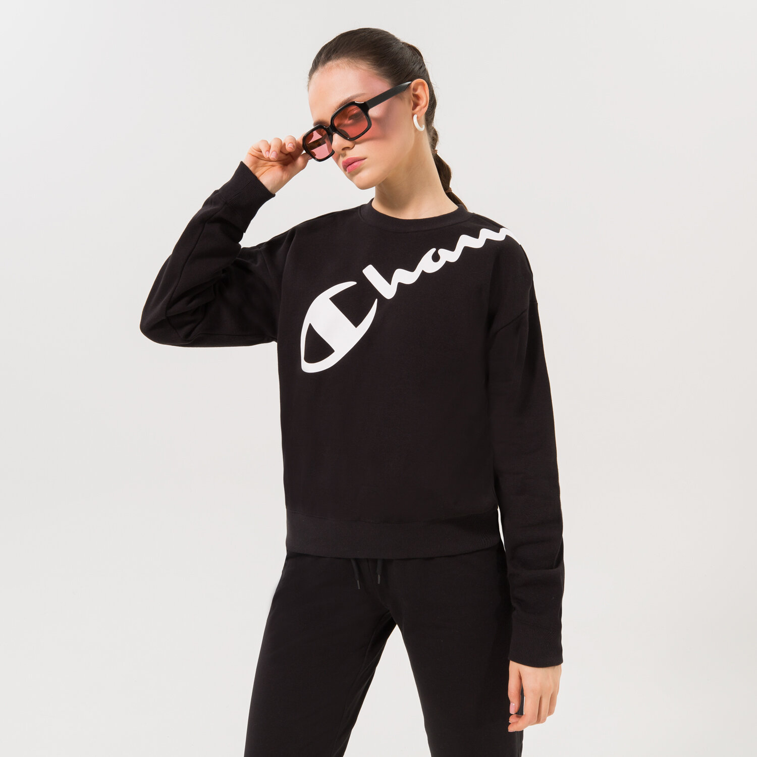 dámská mikina CHAMPION MIKINA CREWNECK SWEATSHIRT 115392KK001 ČERNÁ