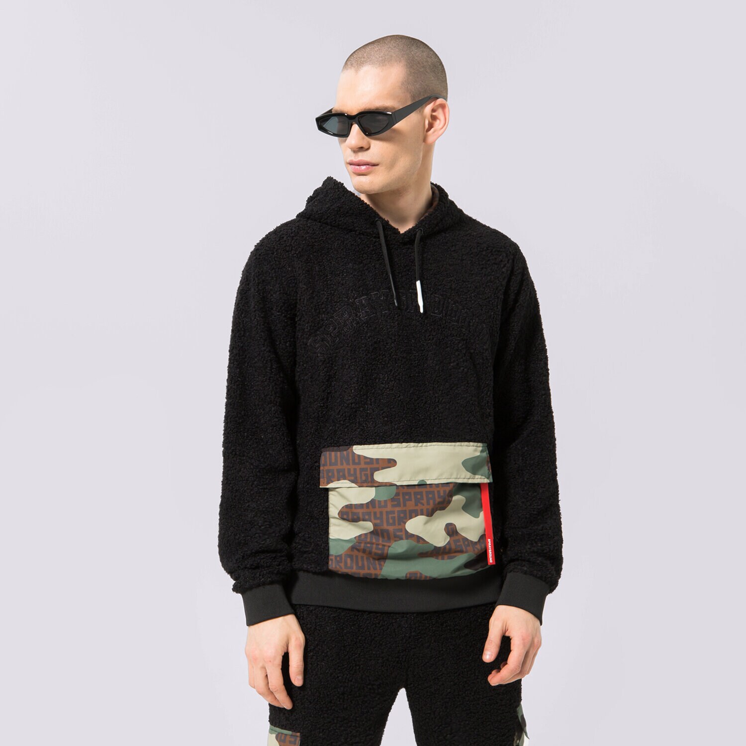 pánská mikina SPRAYGROUND MIKINA S KAPUCÍ TEDDYCAMO POCKET SP268BLK VÍCEBAREVNÁ