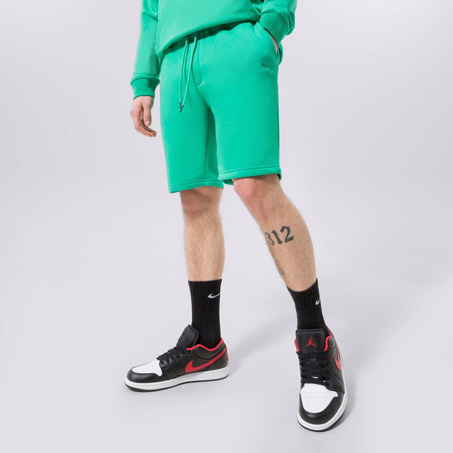 pánské kraťasy CONFRONT ŠORTKY  ESSENTIAL GREEN CF123SZM90003 ZELENÁ