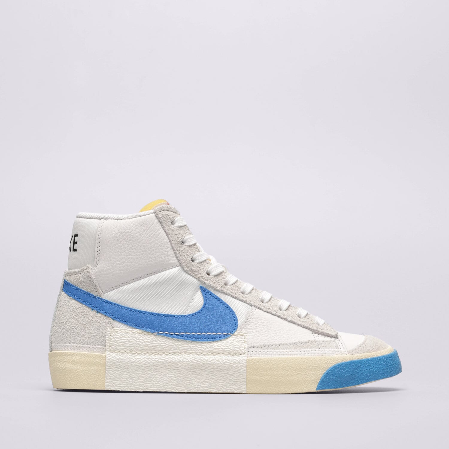 pánské tenisky NIKE BLAZER '77 REMASTERED DQ7673-102 BÍLÁ