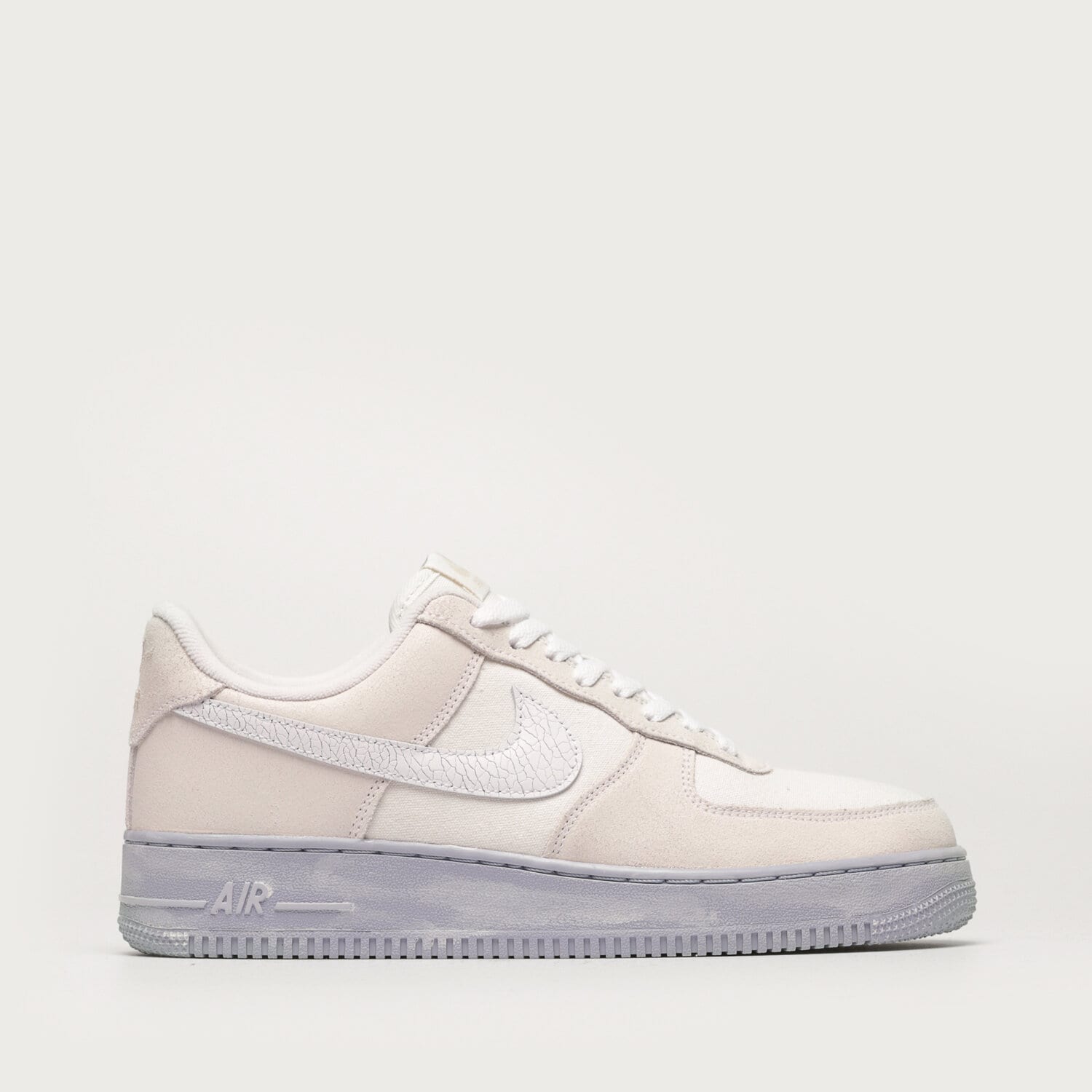 pánské tenisky NIKE AIR FORCE 1 '07 LV8 EMB DV0787-100 BÍLÁ