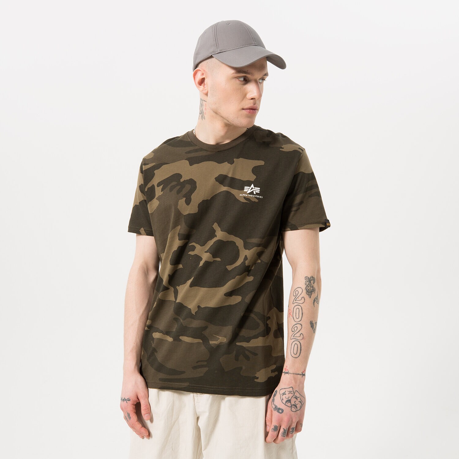 pánské tričko ALPHA INDUSTRIES TRIČKO BASIC CAMO 188505C239 VÍCEBAREVNÁ