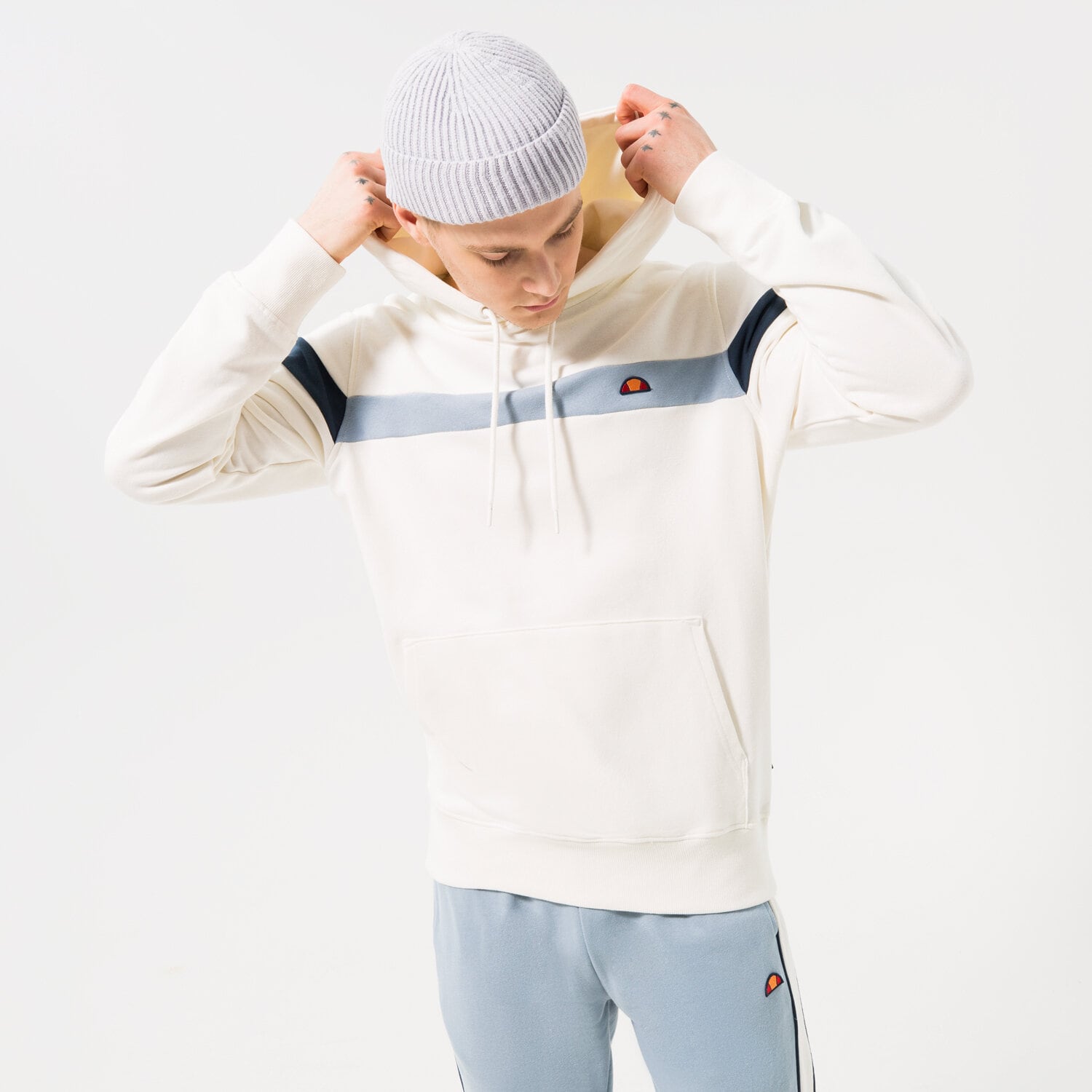 pánská mikina ELLESSE MIKINA S KAPUCÍ PIETRO OH HOODY OFF WHT SHR17434904 BÍLÁ