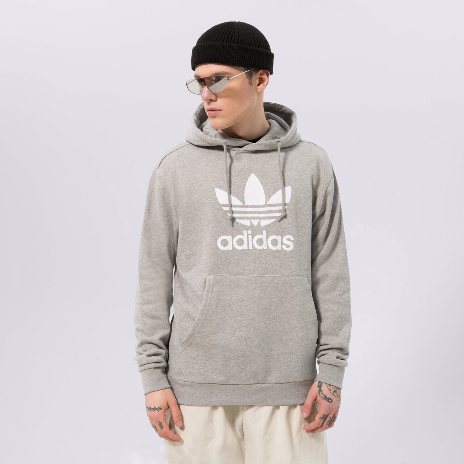 pánská mikina ADIDAS MIKINA S KAPUCÍ TREFOIL HOODY IA4884 ŠEDÁ