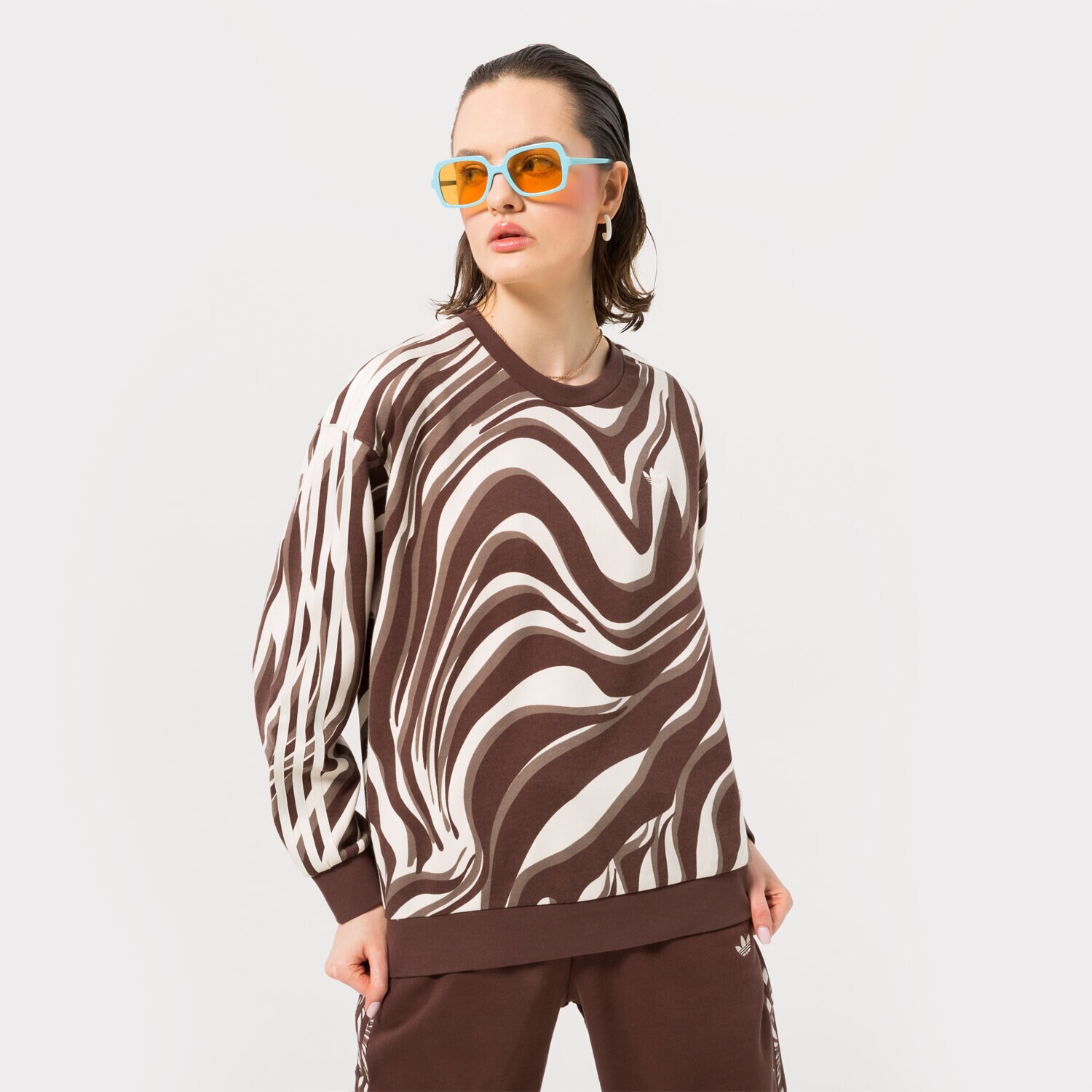 dámská mikina ADIDAS MIKINA AOP IJ8190 HNĚDÁ