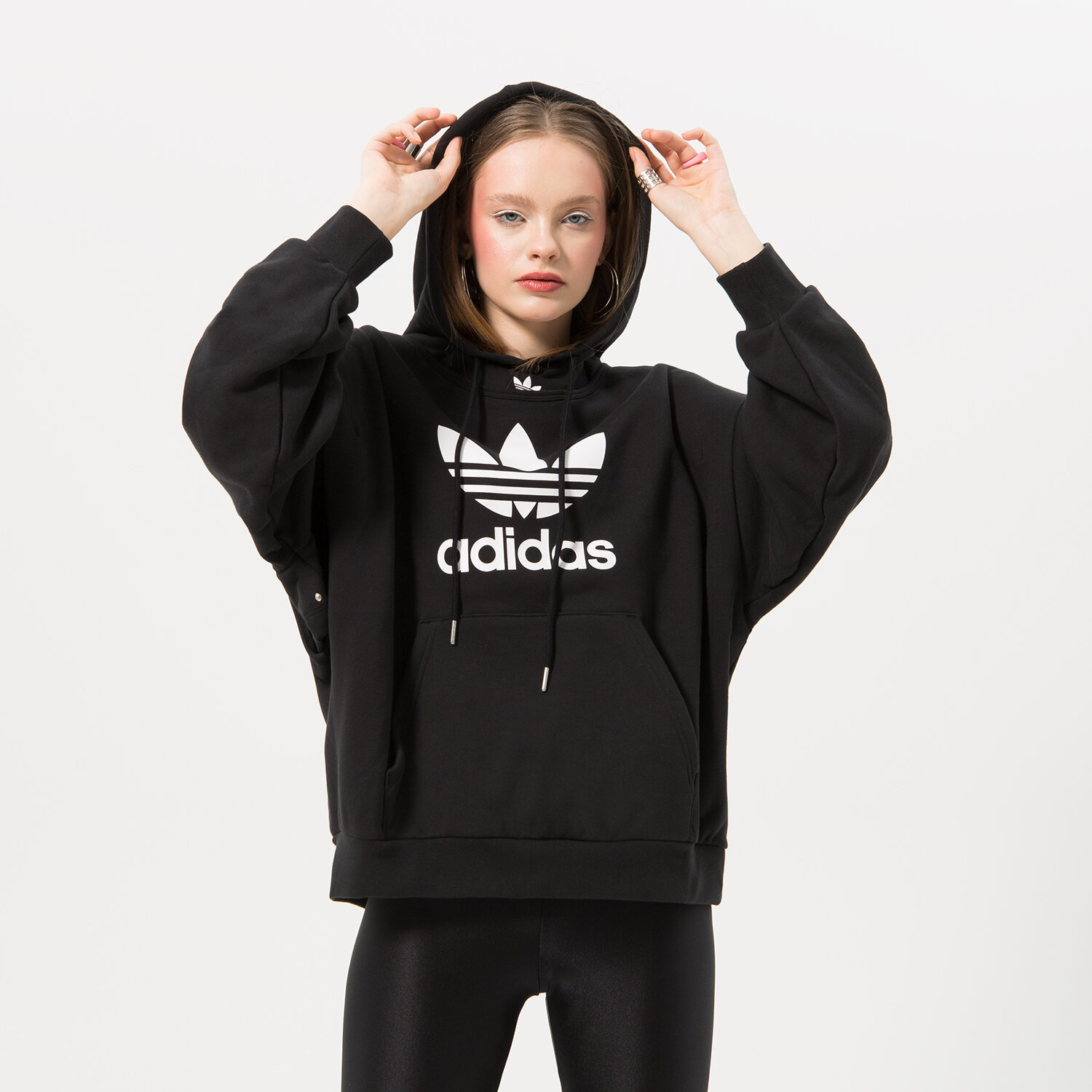 dámská mikina ADIDAS MIKINA S KAPUCÍ TREFOIL HOODIE IC5576 ČERNÁ