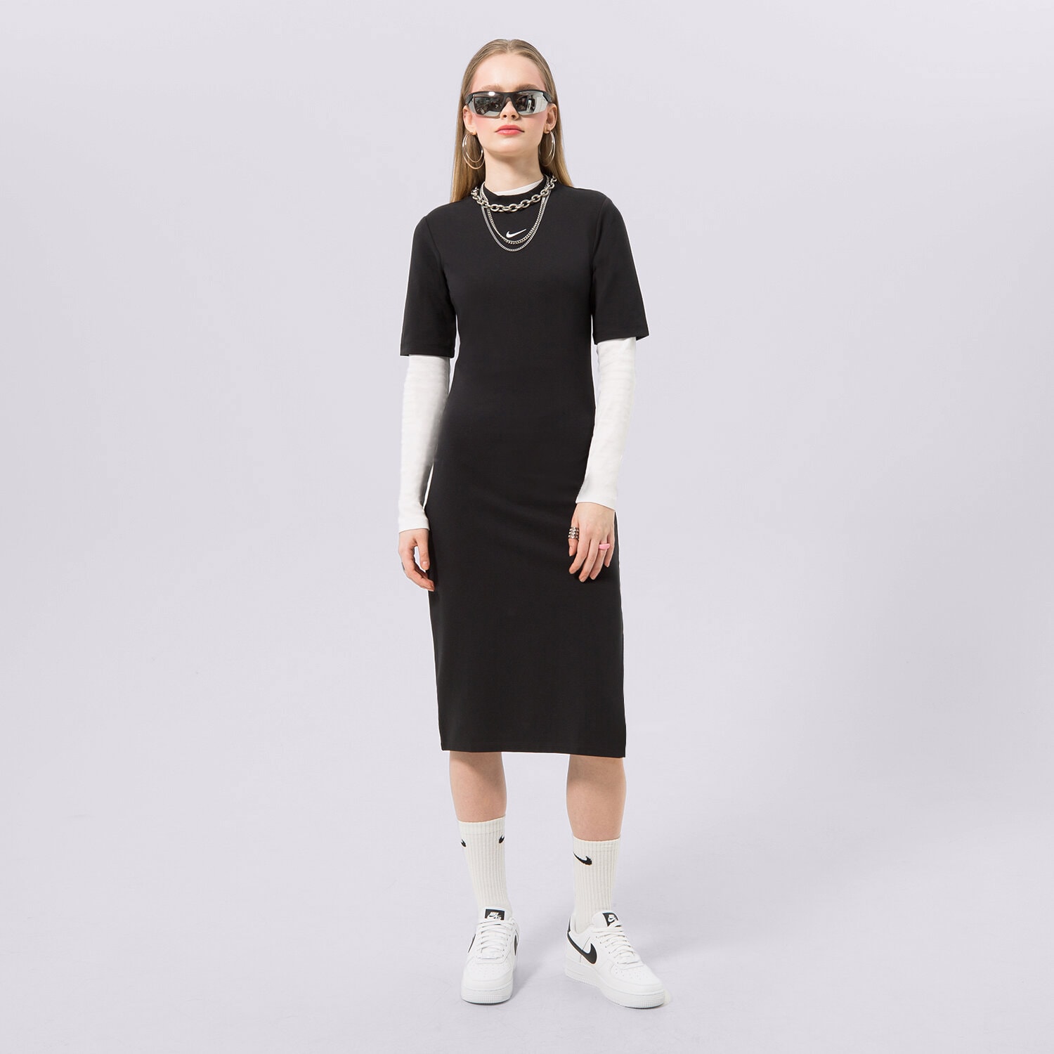 dámské šaty NIKE ŠATY W NSW ESSNTL MIDI  DV7878-010 ČERNÁ