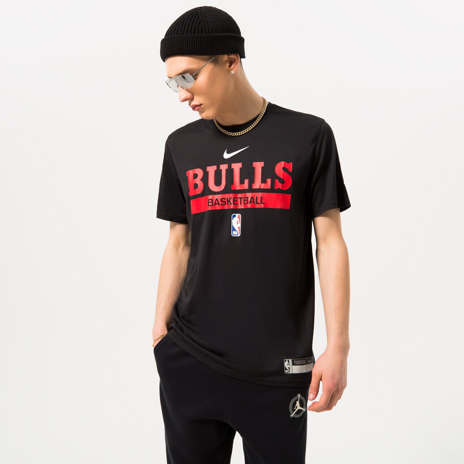 pánské tričko NIKE TRIČKO CHICAGO BULLS DR6456-010 ČERNÁ