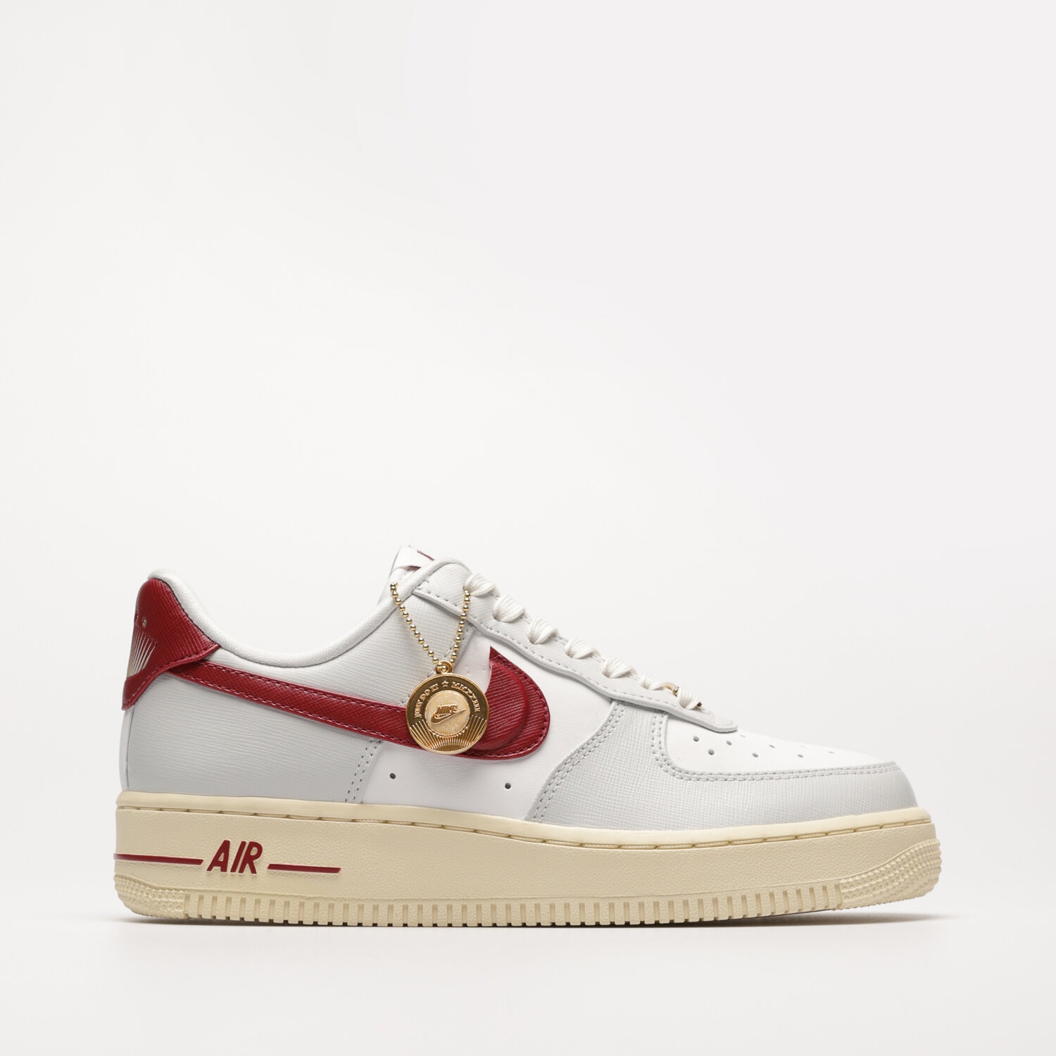 dámské tenisky NIKE AIR FORCE 1 '07 SE DV7584-001 VÍCEBAREVNÁ