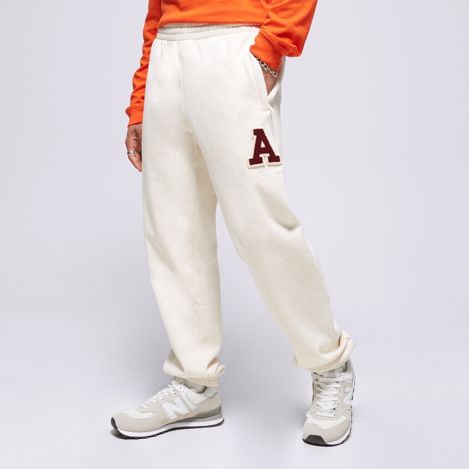 pánské kalhoty ADIDAS KALHOTY  METRO SWEATPANT IC8397 BÍLÁ