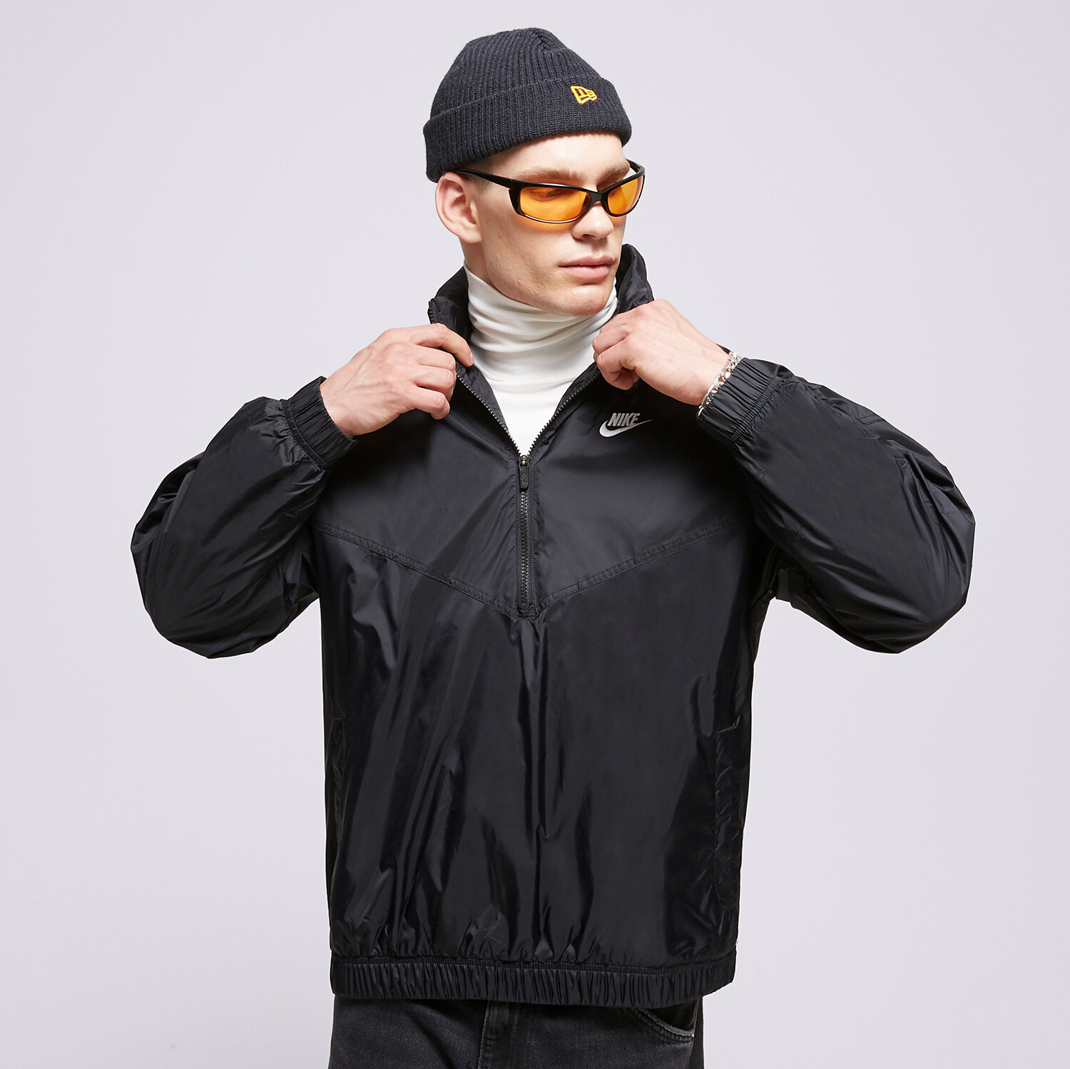 Přechodná bunda pánská (podzimní, jarní) NIKE BUNDA M NK WR ANORAK JKT DQ4910-010 ČERNÁ