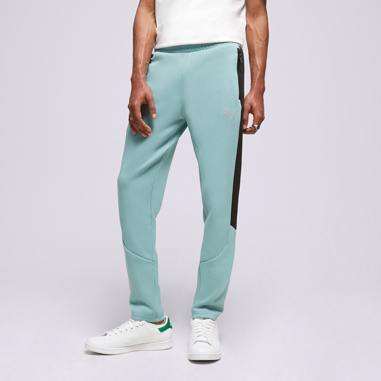 pánské kalhoty PUMA KALHOTY  EVOSTRIPE PANTS 847404-MB ŠEDÁ