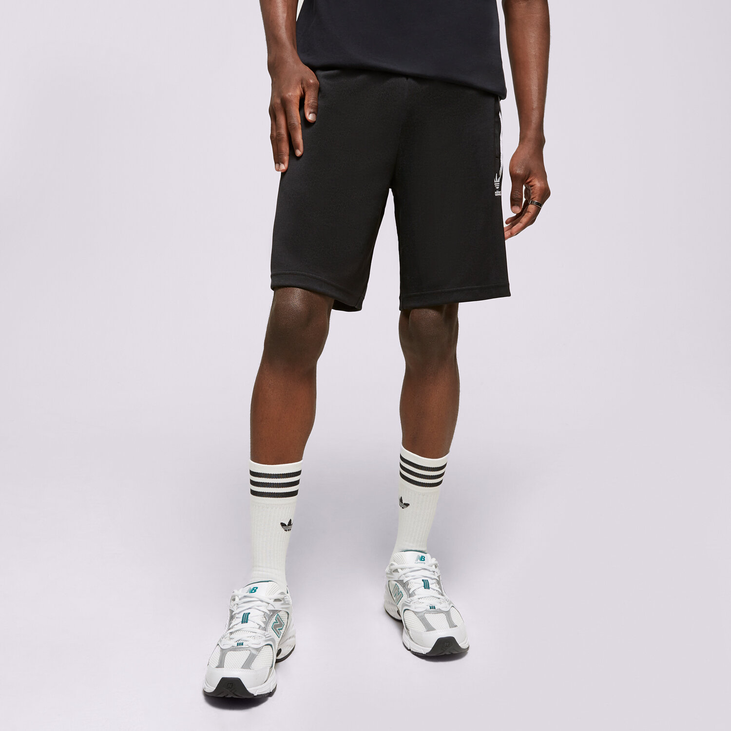 pánské kraťasy ADIDAS ŠORTKY  SUPERSTAR SHORTS GU8214 ČERNÁ