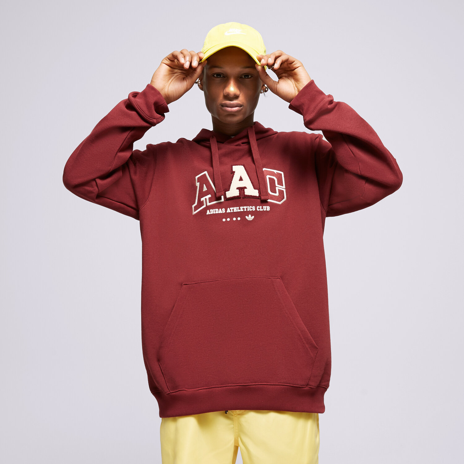 pánská mikina ADIDAS MIKINA S KAPUCÍ METRO AAC HOOD IC8383 BORDOVÁ