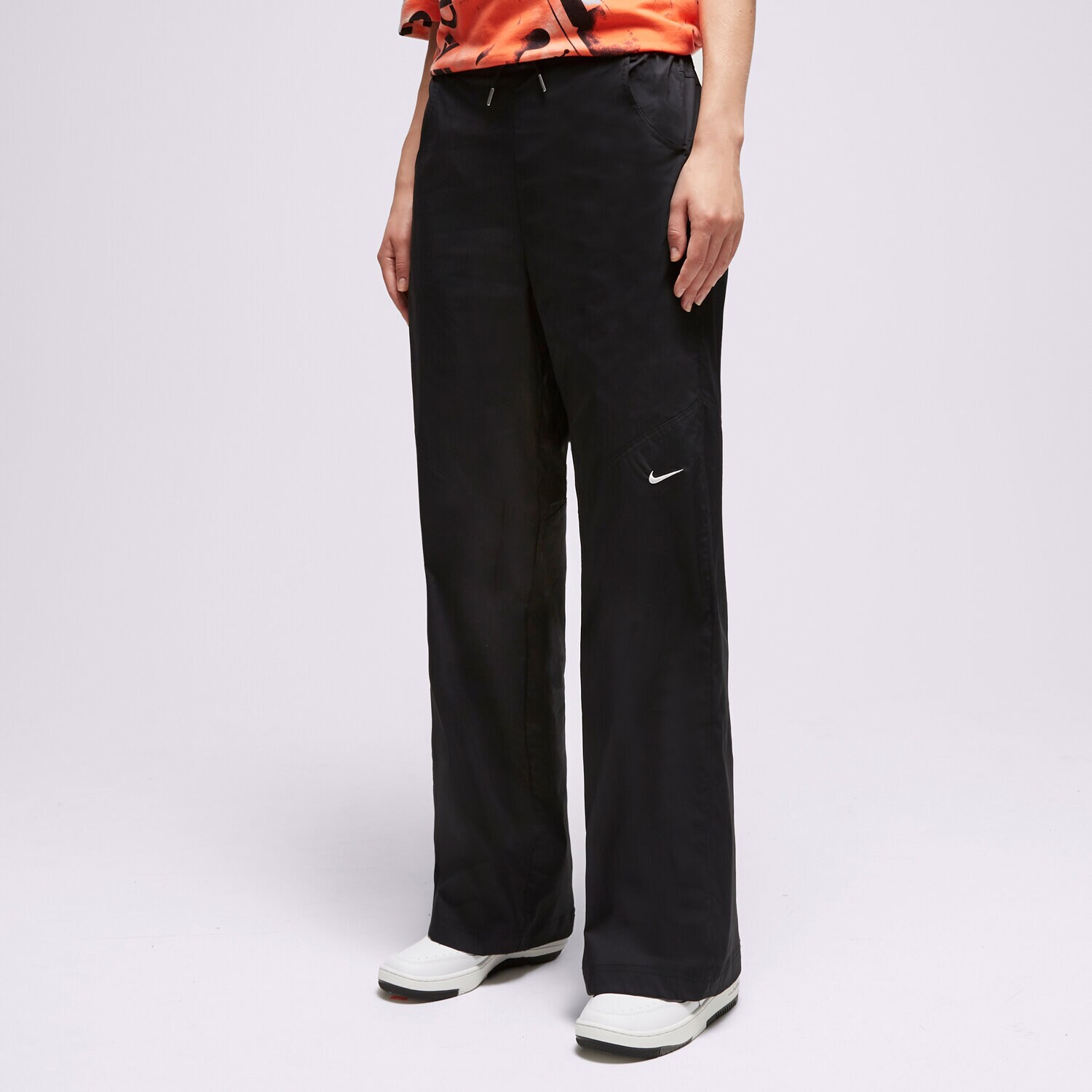 dámské kalhoty NIKE KALHOTY  W NSW ESSNTL WVN HR OH FB8284-010 ČERNÁ