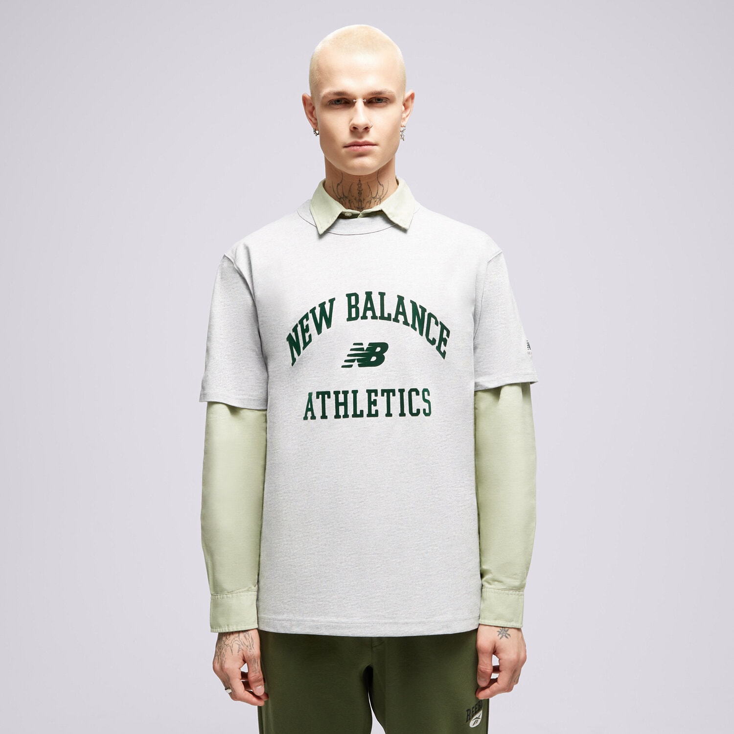 pánské tričko NEW BALANCE TRIČKO NB ATHLETICS VARSITY TEE MT33551AG VÍCEBAREVNÁ
