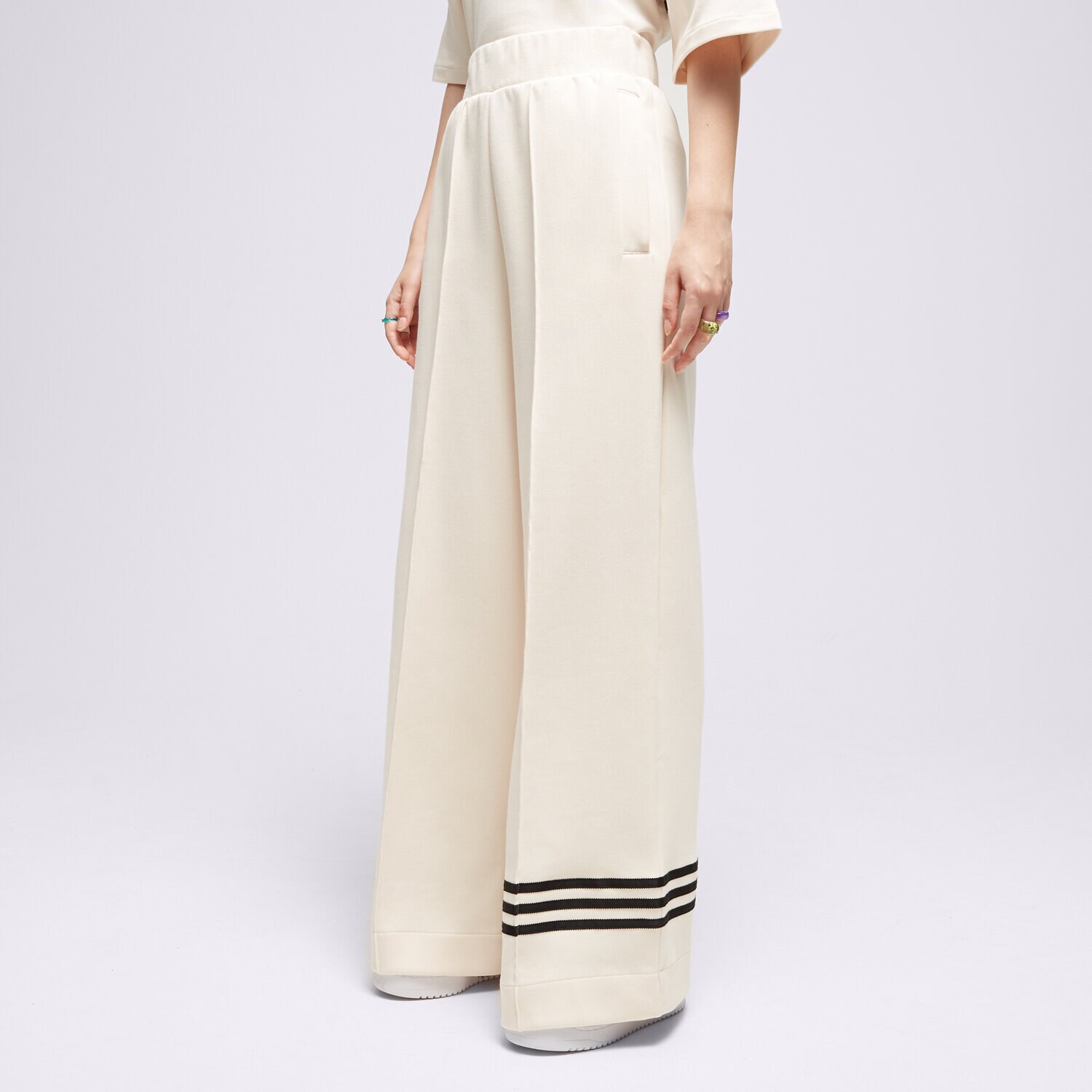 dámské kalhoty ADIDAS KALHOTY  TRACKPANT IM1834 BÍLÁ