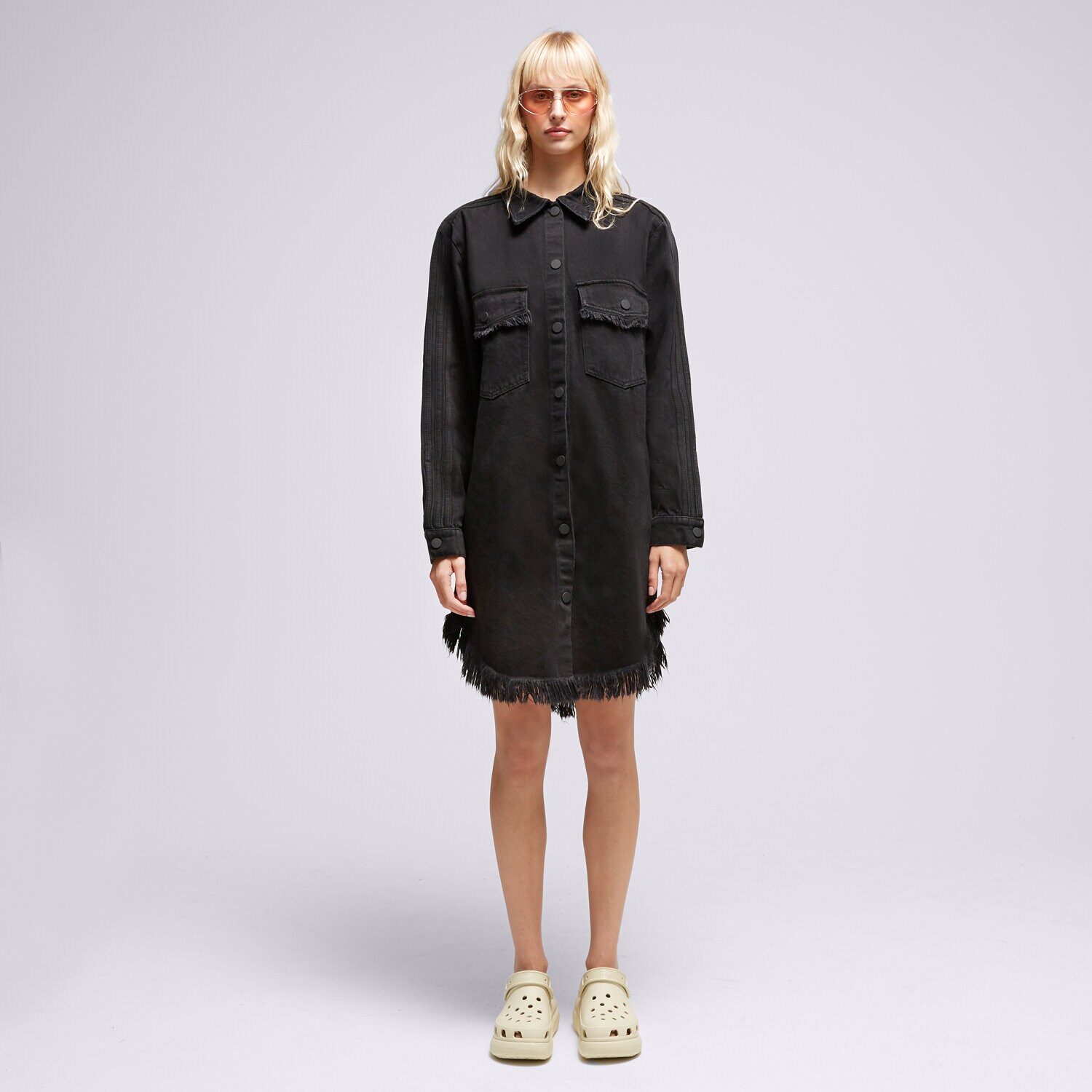 dámské šaty ADIDAS ŠATY DENIM SHRT IJ8342 ČERNÁ