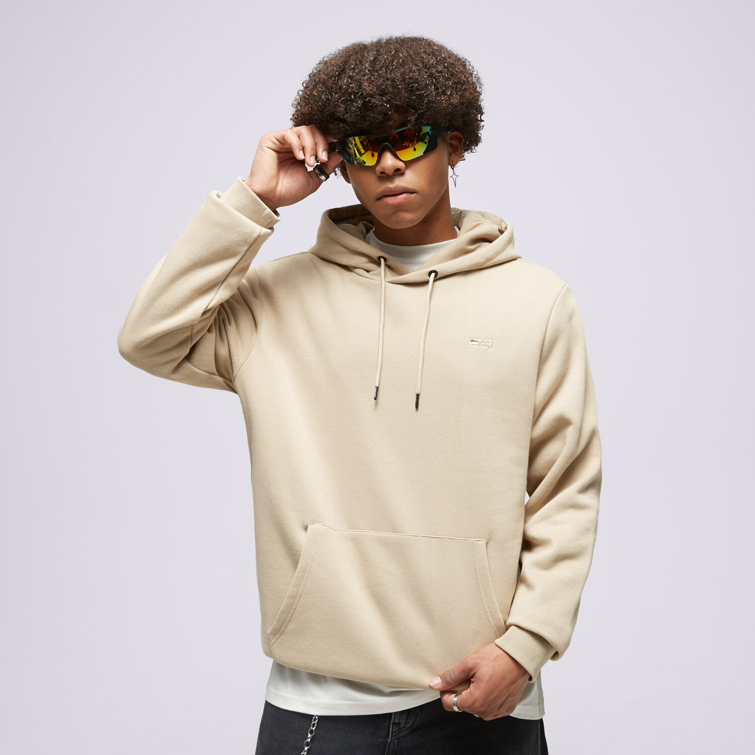pánská mikina CONFRONT MIKINA S KAPUCÍ ESSENTIAL HOODIE BEIGE CF323BLM91001 BÉŽOVÁ