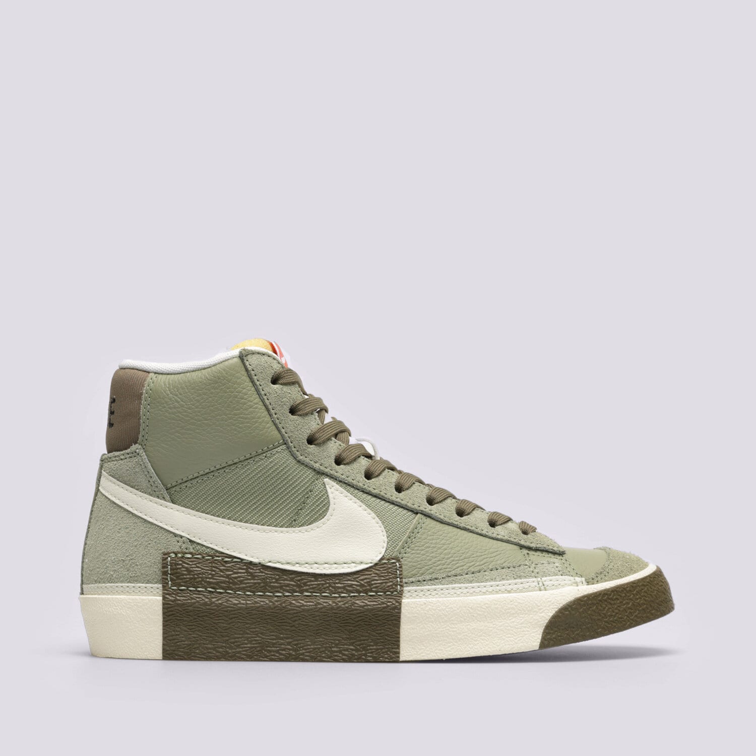 pánské tenisky NIKE BLAZER MID PRO CLUB DQ7673-301 KHAKI