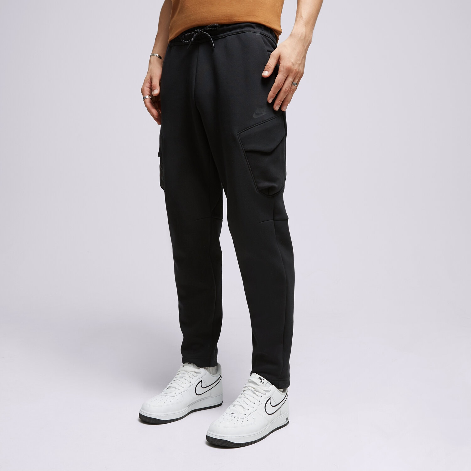 pánské kalhoty NIKE KALHOTY  M NSW TECH FLC UTILITY PANT DM6453-010 ČERNÁ