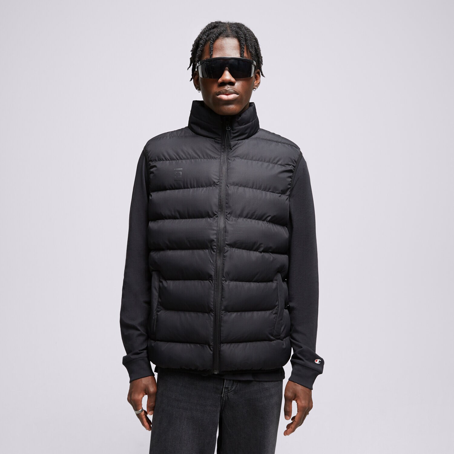 pánská vesta CONFRONT VESTA ESSENTIAL VEST BLACK CF323KAM03001 ČERNÁ
