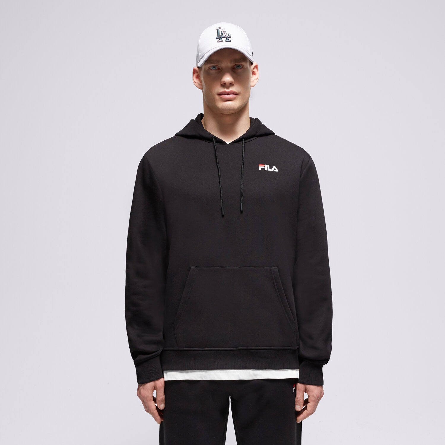 pánská mikina FILA MIKINA S KAPUCÍ RENDER FW23SPM198000 ČERNÁ