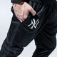 pánské kalhoty NEW ERA KALHOTY  MLB TRACK PANT NYY NEW YORK YANKEES BLK 12195419 barva černá