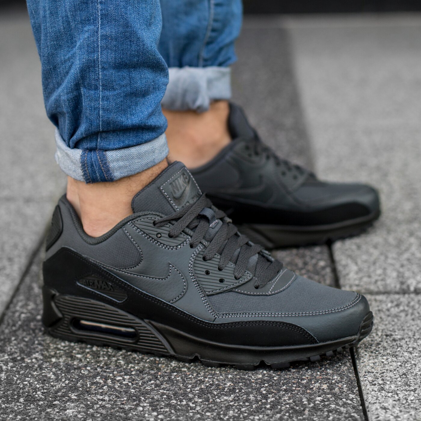 NIKE AIR MAX 90 ESSENTIAL NIKE AIR MAX 90 ESSENTIAL