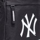 dámská taška NEW ERA TAŠKA MLB SIDE BAG NYY BLK BLKWHI NEW YORK YANKEES B 11942030 barva černá