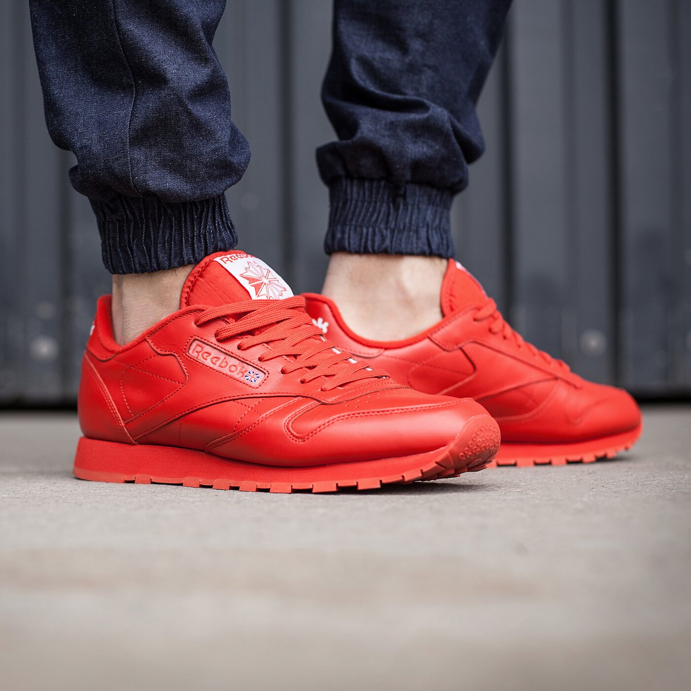 REEBOK CLASSIC LEATHER AR3507 | barva ČERVENÁ | Módní Tenisky. Muži ...