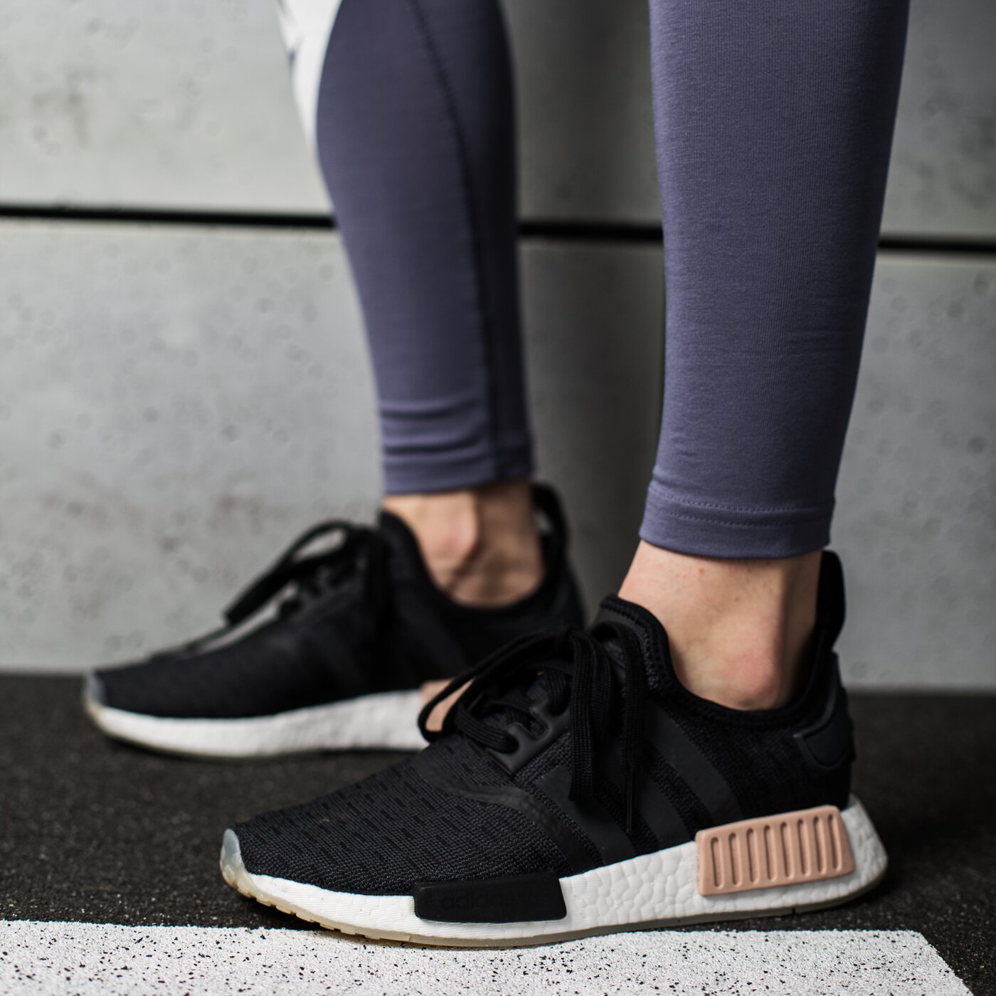 adidas nmd r1 damske