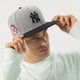 pánská kšiltovka NEW ERA ČEPICE SIDE PATCH 5950 NYY NEW YORK YANKEES GRA 60240482 barva šedá