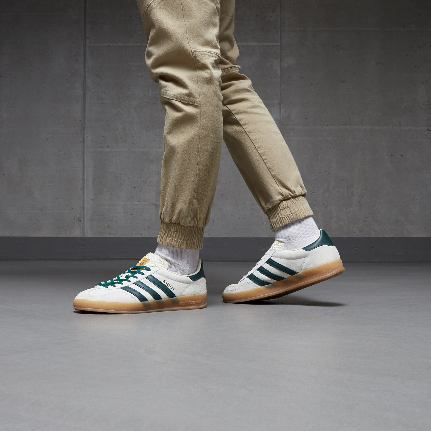 adidas gazelle silver green womens adidas Gazelle Indoor Cream White Collegiate Green Gum