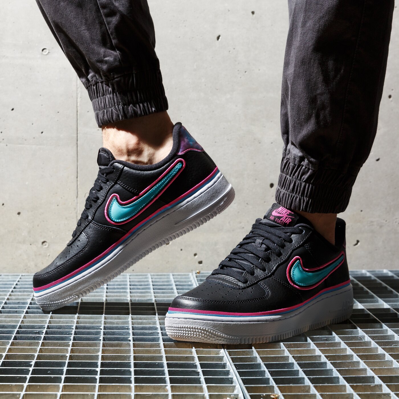 NIKE AIR FORCE 1 '07 LV8 SPORT AJ7748-002 | barva ÄERNÃ | MÃ³dnÃ­ Tenisky. MuÅ¾i Boty eshop Sizeer.cz